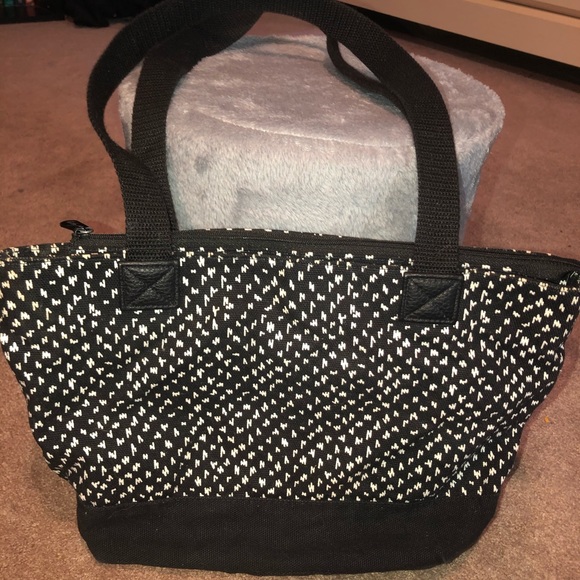thirty-one Handbags - Thirty-One Black and White Handbag